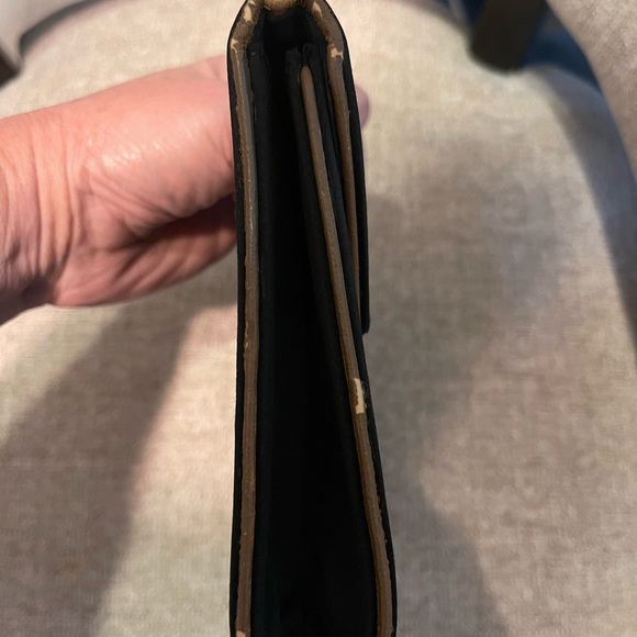 Sold ——— do not offer ———Yves Saint Laurent - Picture 5 of 6